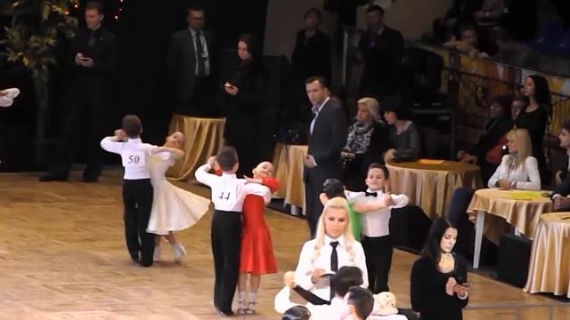 Бердников-Ильченко. 1/2 финала, W, стандарт Д1, открытый класс смотреть онлайн