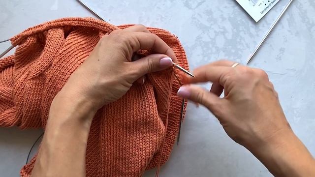 КЕТТЛЕВКА и воротник ПОЛО спицами! Просто и красиво! Футболка поло / платье поло. смотреть онлайн