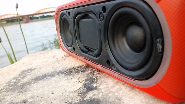 SONY SRS-XB30 wavy bass test смотреть онлайн