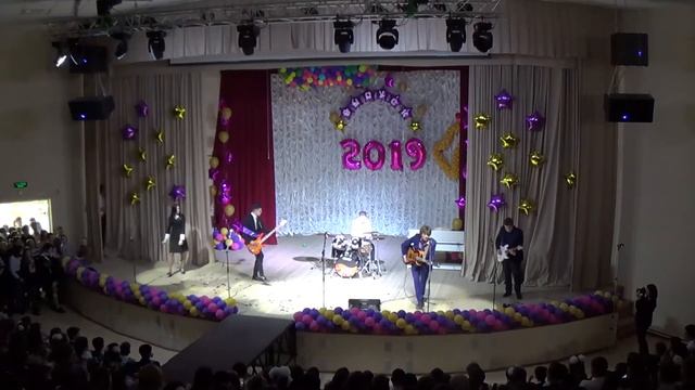 2019. Мегион. МАОУ "СОШ №9" Последний звонок. Ты была самой лучшей девочкой в школе смотреть онлайн