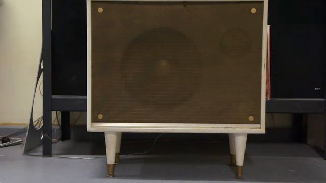 roger charles speakers смотреть онлайн