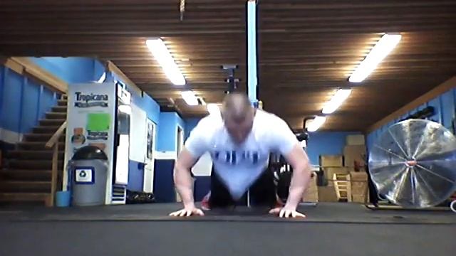 50 burpees for time - Devin Ford (90 seconds) смотреть онлайн