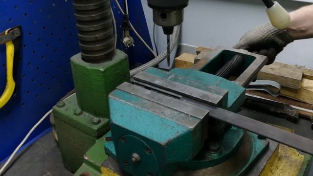 Совок из листа жести своими руками. смотреть онлайн