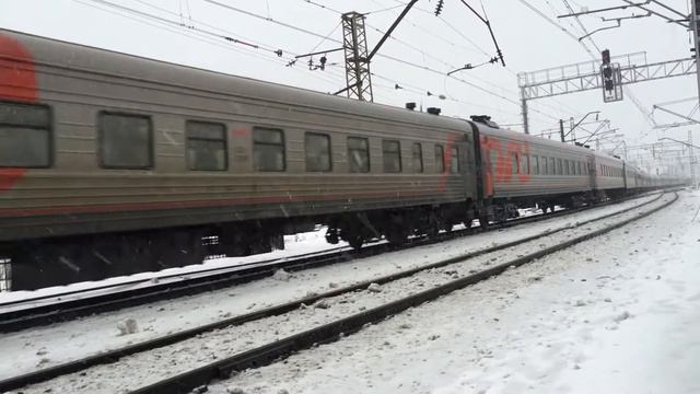 ЭП2К-269 с поездом №131Г Санкт-Петербург – Ижевск смотреть онлайн
