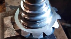 Ремонт заднего редуктора БМВ Х3. Как правильно открутить и закрутить гайку редуктора (инструкция)