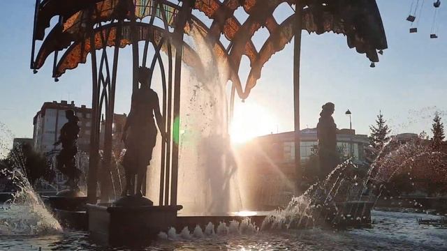 Фонтан на Цветном бульваре Тюмень смотреть онлайн