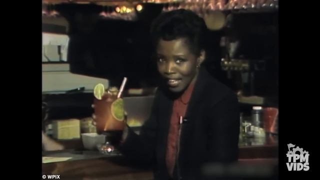 Failed Animatronic Restaurants- Looney Tunes Revue at Gadgets смотреть онлайн