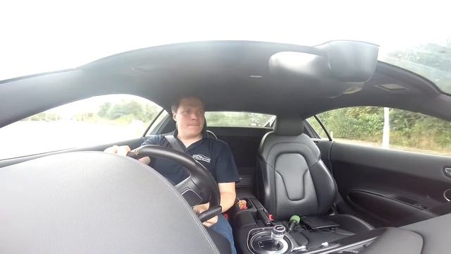 #MotorMouth: Episode 1 - Audi R8 V10 Coupe Car Review with Trade Price Cars смотреть онлайн