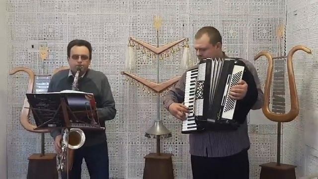 Саксофон и аккордеон , Аргентинское танго смотреть онлайн