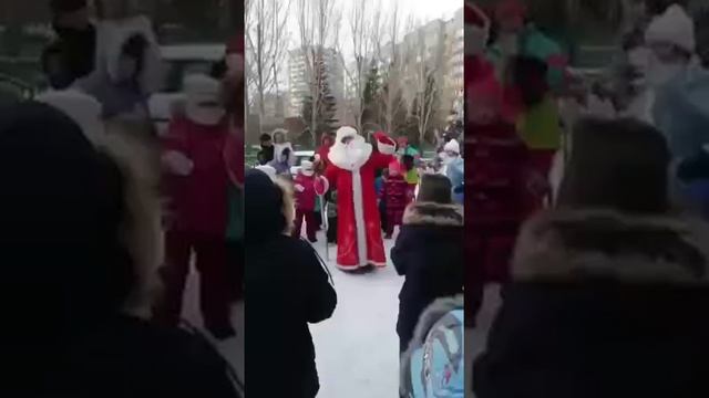 Новогодние семейные традиции семьи Тимофея Колесник смотреть онлайн