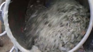 Заливаем дом из опилкобетона. Процесс.