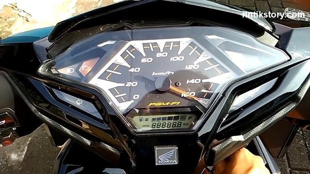 Unboxing & Review All New HONDA VARIO 125 ESP 2017/2018 - CBS смотреть онлайн