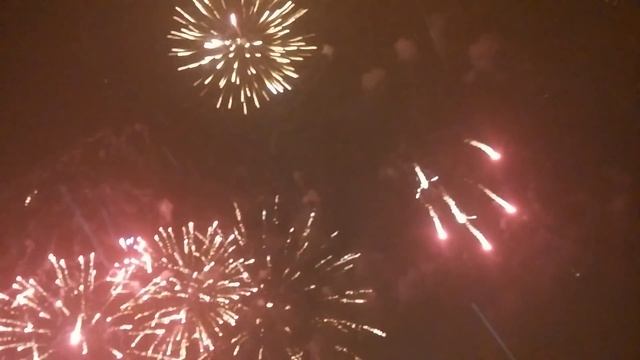 Салют Новый Год 2016 Санкт-Петербург/Salute Happy New Year 2016 Saint-Petersburg смотреть онлайн