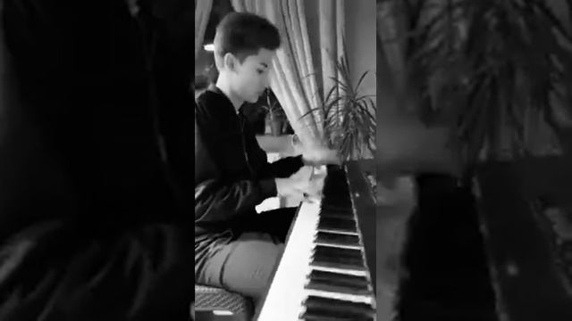 «Край чудесный» музыка