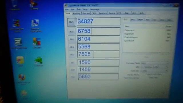 Acer Aspire One 522 (Chrystalmark Test) .AVI