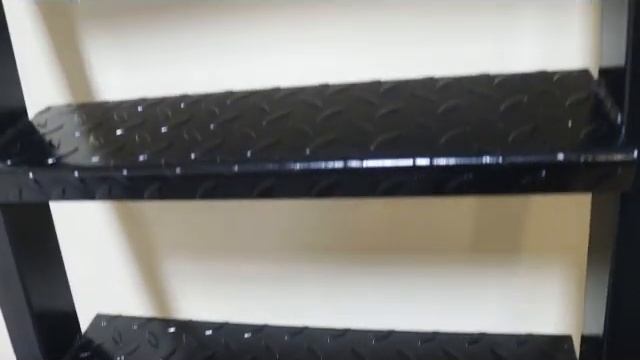 Стальная лестница для спуска в подвал смотреть онлайн