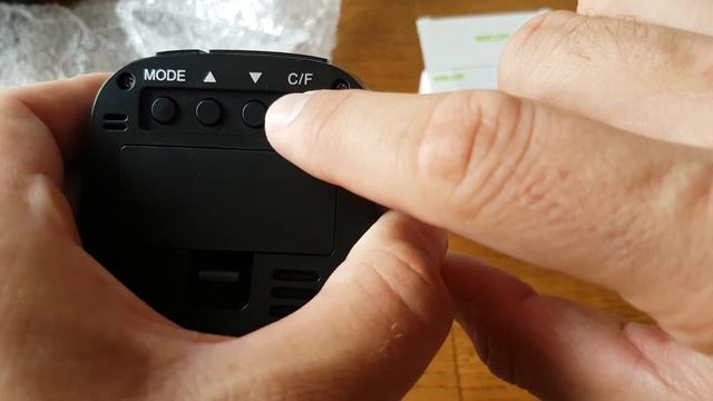 Настольные электронные часы с термометром BALDR смотреть онлайн