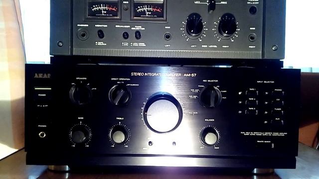 японский усилитель звука AKAI AM57 смотреть онлайн