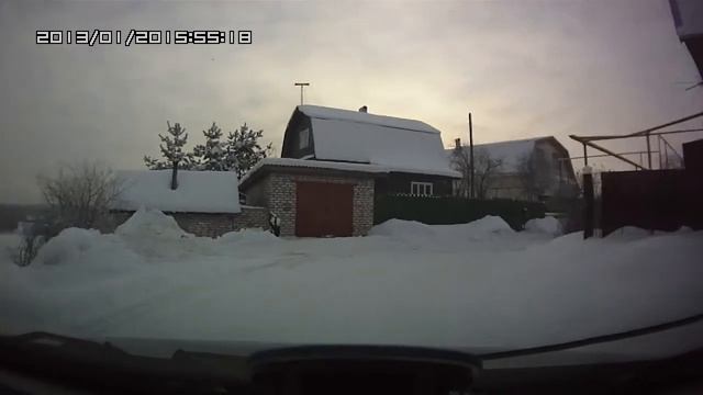 20.01.2013 - Глухой поворот - Чуть не въехал в Опель смотреть онлайн