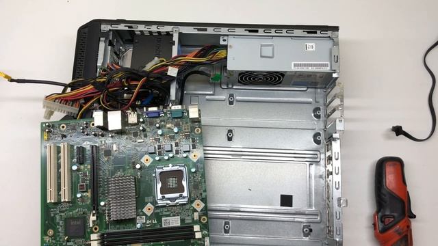 Troca de placa mãe PC Dell Vostro 230 LGA 775 Pentium E5800 смотреть онлайн