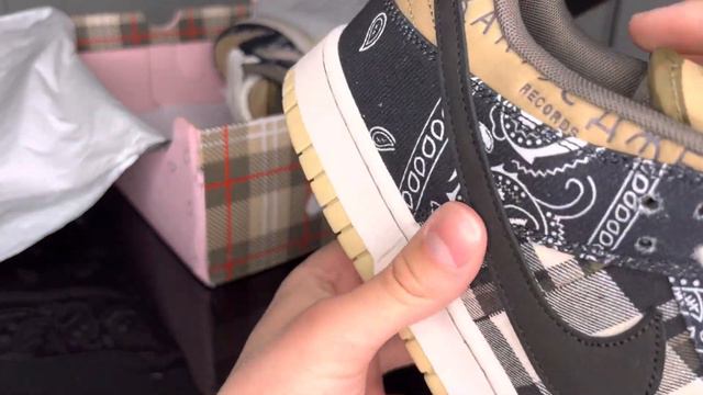 Travis Scott Nike SB Dunk Low | Kickmax.ru Review смотреть онлайн