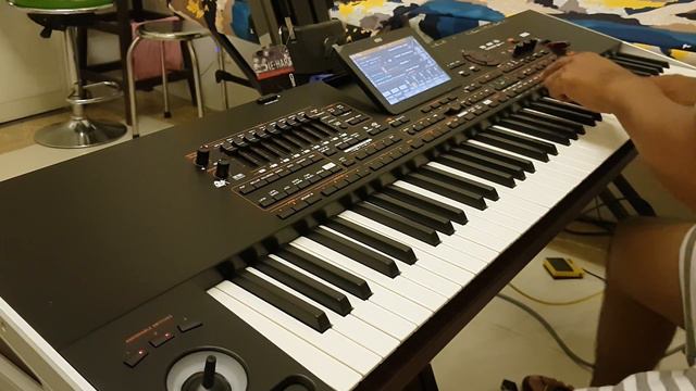 Korg PA4X by Home of Music смотреть онлайн