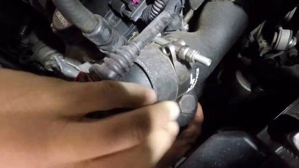 2014 Chevy Cruze Eco 1.4 Turbo Oil Change!