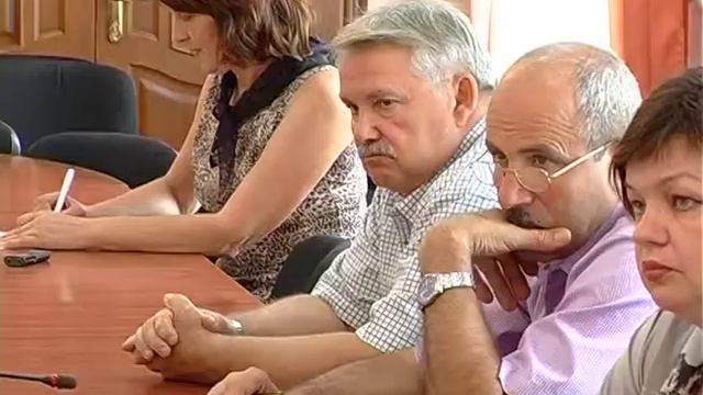 Циган допомагає військовим Житомир смотреть онлайн