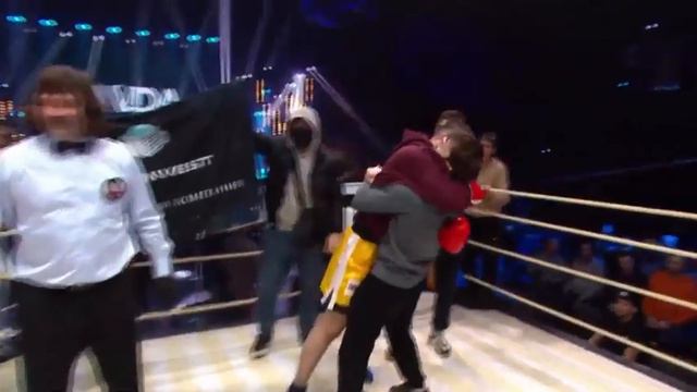 Артём Тарасов vs Ахмед крик Эдельбиев смотреть онлайн
