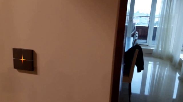 Работа автоматических дверей Умный дом. смотреть онлайн