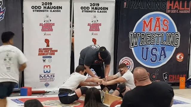 Stian LT Round 1. Mas Wrestling vs Sterling W. LA FitExpo 2019 смотреть онлайн
