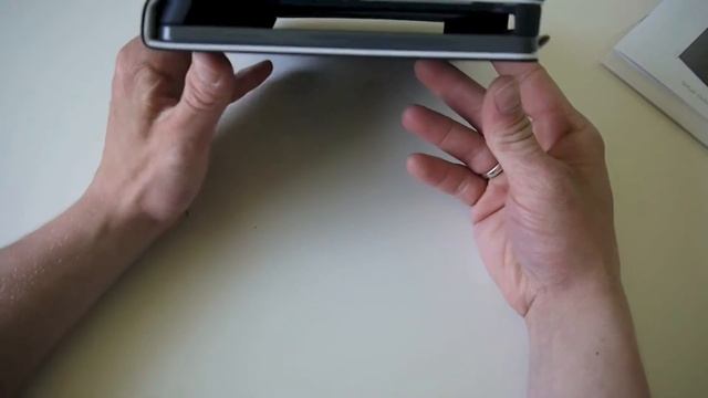 Logitech Keyboard Folio mini Unboxing og hands-on смотреть онлайн