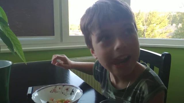 Пробуем Бин Бузлд смотреть онлайн
