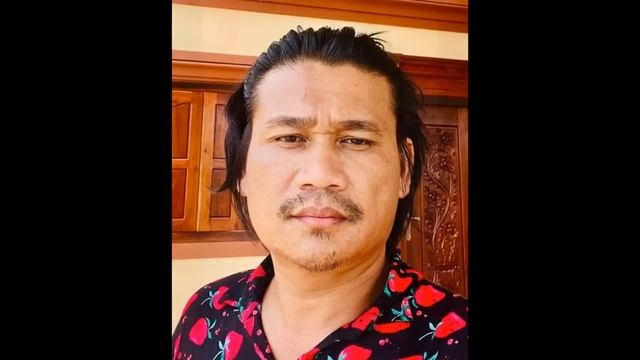 Mr.Pheng vannak post react even happen between Ms.Mouy Leng and her former husband/Ms.Yok Chenda ge смотреть онлайн