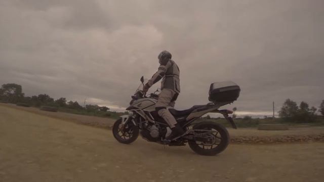 От Владивостока до Крыма на мотоциклах Honda. From Vladivostok to Crimea by motorcycles смотреть онлайн