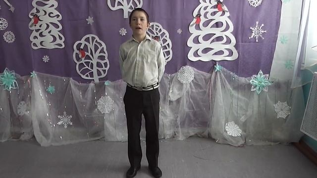 Плещеев А « Ёлка в школе» читает Забегалов Роман, 14 лет смотреть онлайн