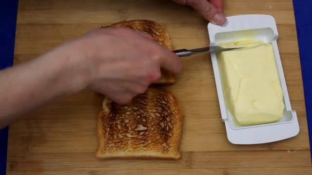 Рецепт приготовления тостов с вареньем в тостере VITEK VT-1582 BK смотреть онлайн