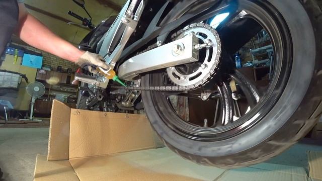 Yamaha Fazer 250 смазка цепи. Расход топлива. смотреть онлайн