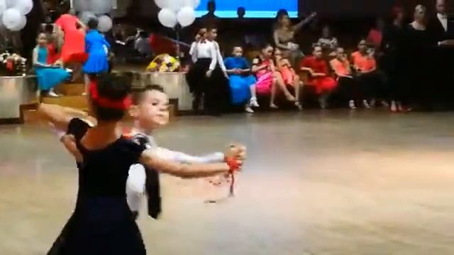 Венский вальс и Ча Ча Ча. Форвард 20 лет. Закрытие сезона смотреть онлайн