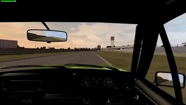 Track Day In Curitiba (FORD ESCORT MK1) смотреть онлайн