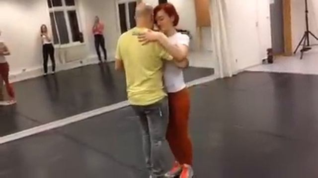 Kizomba Intermidate смотреть онлайн