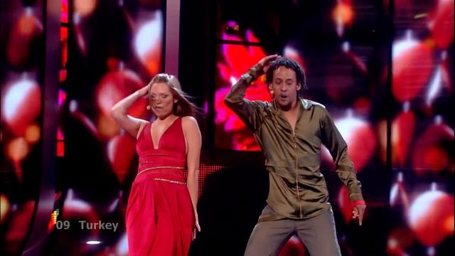 Hadise - Dum Tek Tek (HD) смотреть онлайн