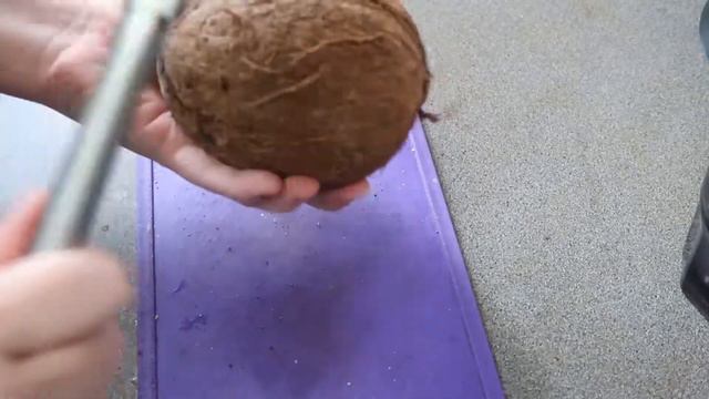 Как я легко открываю кокос дома смотреть онлайн
