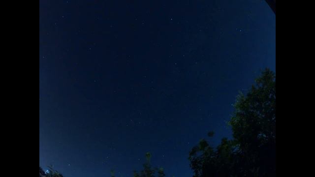 Главный метеорный поток этого лета - Персеиды смотреть онлайн