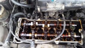 замена сальников свечных колодцев nissan cube z10