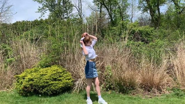 Style with me: 5 ways to wear a white button up! смотреть онлайн