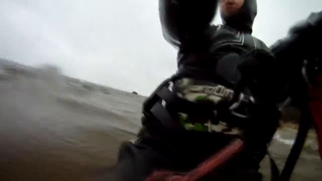 CASPERKIEV. Kitesurfing. Открытие сезона с порваной жопой Х) смотреть онлайн