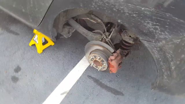 How to rotate your tires. Mazda 3 2010 - 2013 смотреть онлайн