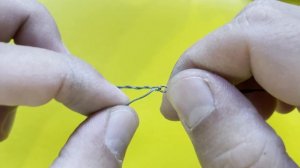 Как привязать поводок к плетенке. Как можно привязать поводок на спиннинг.