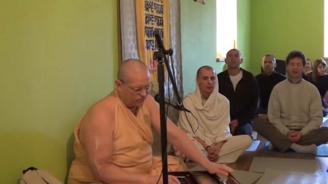 Киртан Вишвавасу прабху г,Гродно 2015 04 14 смотреть онлайн